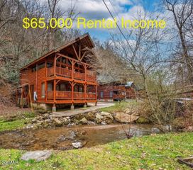 331 Caney Creek Road, Pigeon Forge, TN 37863
