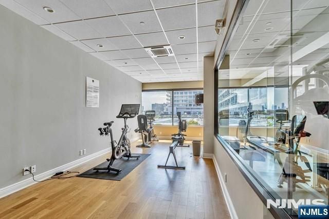 9 Somerset Lane 605, Edgewater, NJ 07020