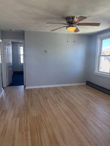 110 Capital St 3, Pawtucket, RI 02860