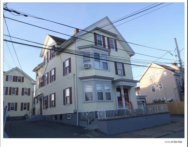 110 Capital St 3, Pawtucket, RI 02860