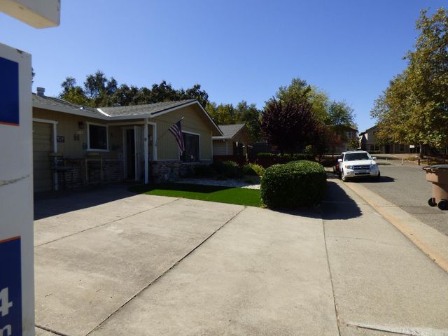 303 Ferrari Way, Lincoln, CA 95648