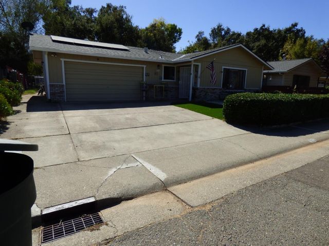 303 Ferrari Way, Lincoln, CA 95648