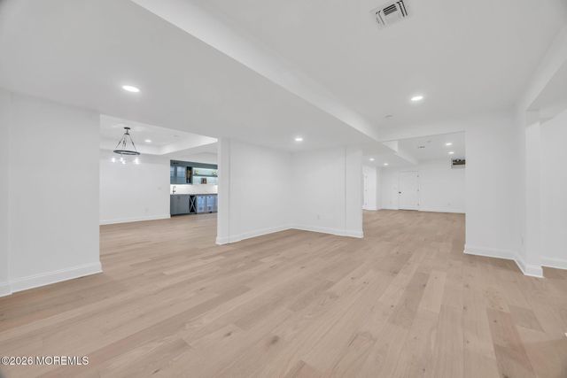 8 Saxon Court, Freehold, NJ 07728
