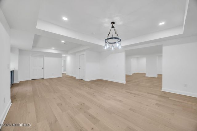 8 Saxon Court, Freehold, NJ 07728