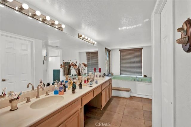 3350 May Court, Riverside, CA 92503