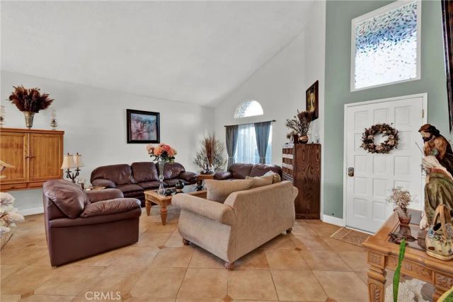 3350 May Court, Riverside, CA 92503