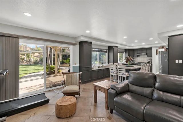 3350 May Court, Riverside, CA 92503