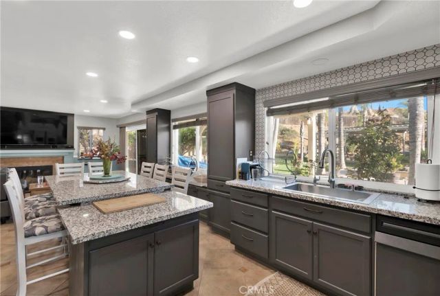 3350 May Court, Riverside, CA 92503
