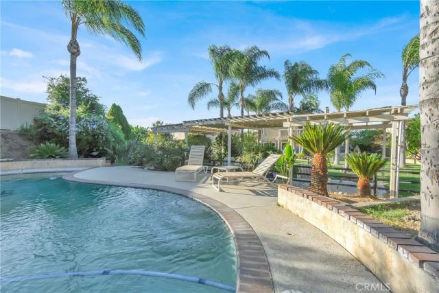 3350 May Court, Riverside, CA 92503
