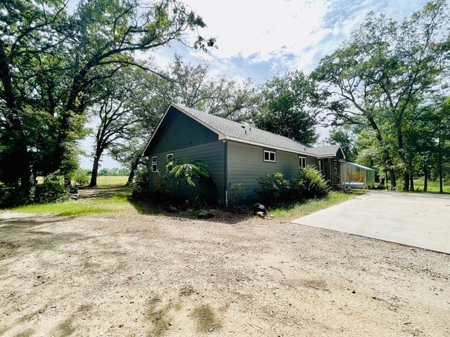 940 County Road 1858, Yantis, TX 75497