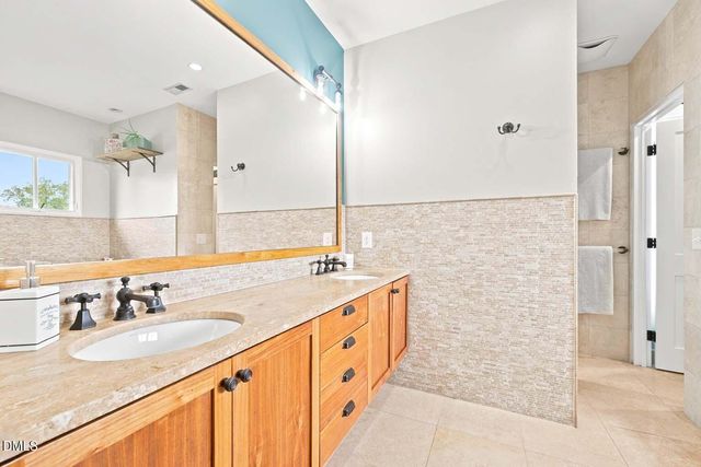 550 E Edenton Street, Raleigh, NC 27601