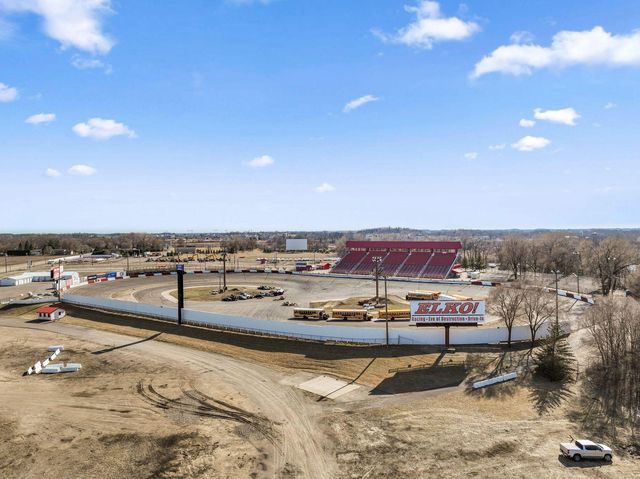 600 James Parkway, Elko New Market, MN 55054