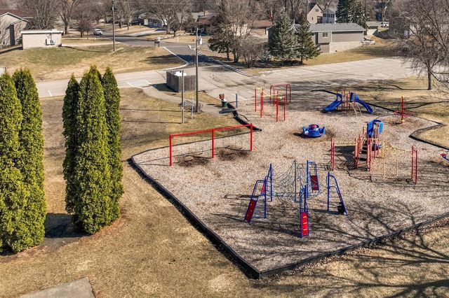 600 James Parkway, Elko New Market, MN 55054