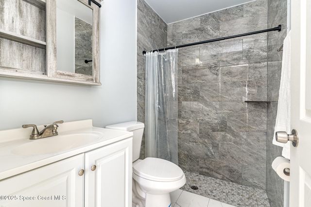 370 Ixora Avenue NW, Palm Bay, FL 32907