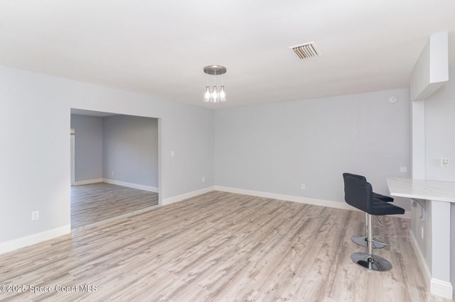 370 Ixora Avenue NW, Palm Bay, FL 32907