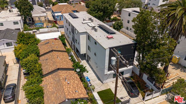 1597 W 37th Street, Los Angeles, CA 90018