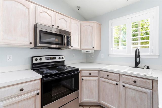 2670 N 700 E, North Ogden, UT 84414