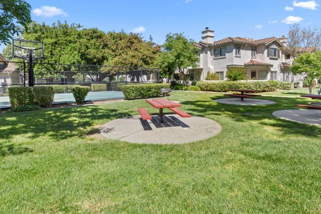 1825 Sheri Ann Circle, San Jose, CA 95131