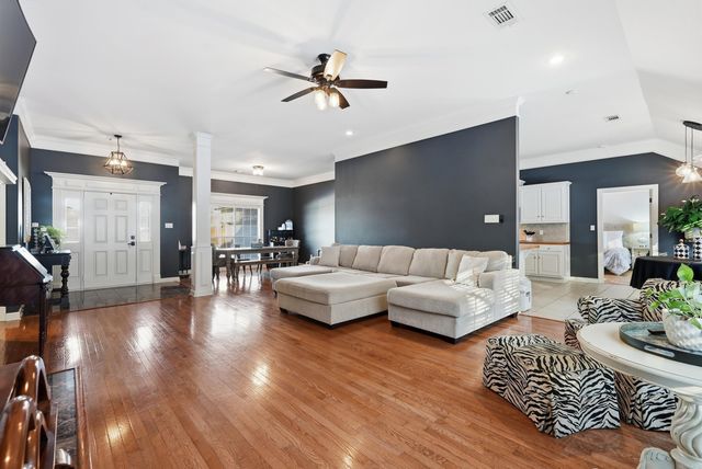 144 Orleans Drive, Maumelle, AR 72113