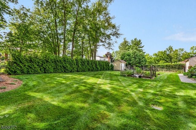 6 Selmar Ter, East Hanover Twp., NJ 07936