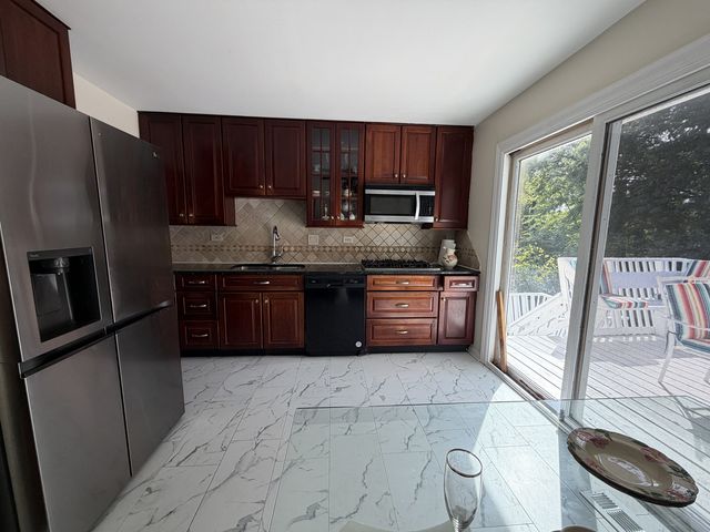 115 W King George Court, Palatine, IL 60067