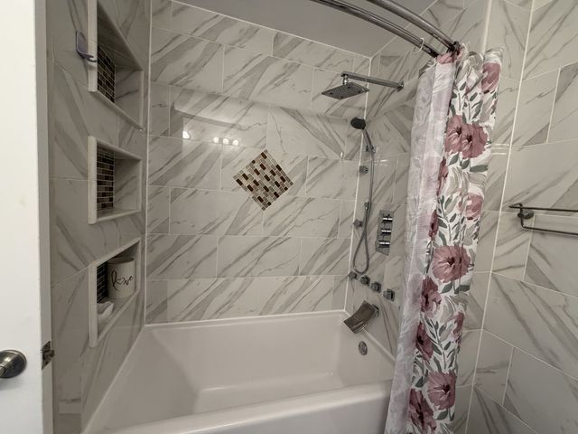115 W King George Court, Palatine, IL 60067