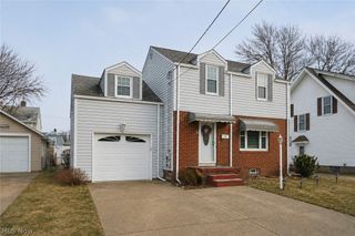 942 Bellflower Avenue SW, Canton, OH 44710