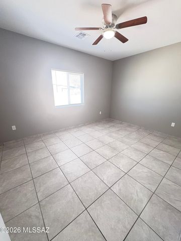 4013 E 22nd St Unit 2, Tucson, AZ 85711