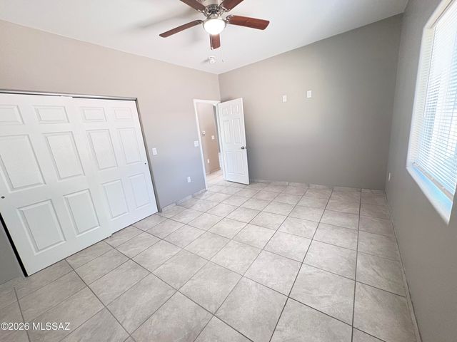 4013 E 22nd St Unit 2, Tucson, AZ 85711