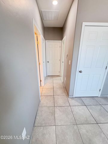 4013 E 22nd St Unit 2, Tucson, AZ 85711