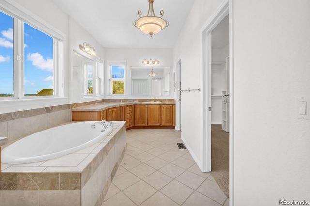 2675 Shadecrest Place, Highlands Ranch, CO 80126