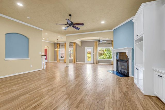 110 April Waters Drive W, Conroe, TX 77356