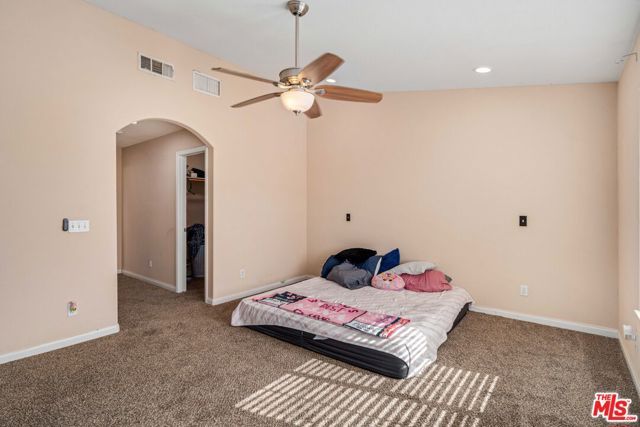 9516 Mendiburu Road, California City, CA 93505