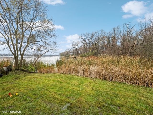 21621 W Cedar Avenue, Lake Villa, IL 60046