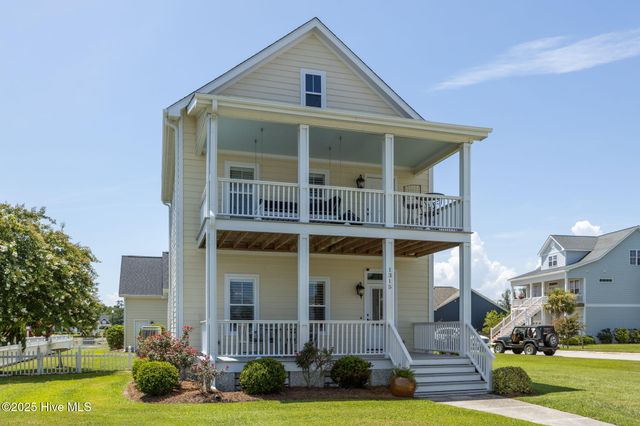 1315 Barnacle Lane, Morehead City, NC 28557