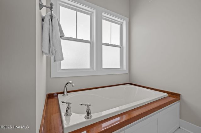 1315 Barnacle Lane, Morehead City, NC 28557