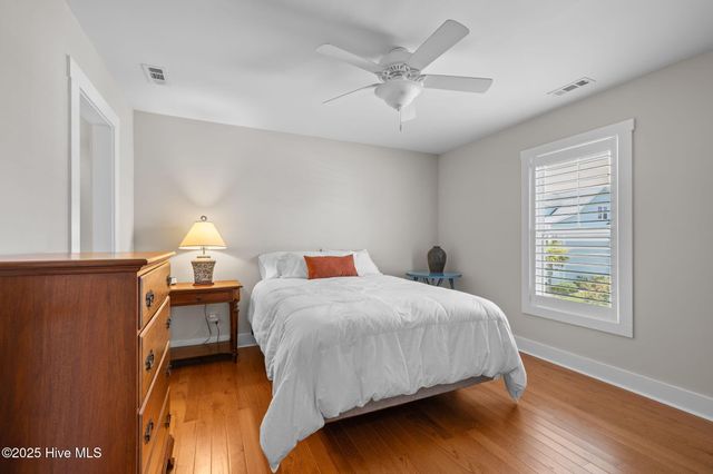 1315 Barnacle Lane, Morehead City, NC 28557