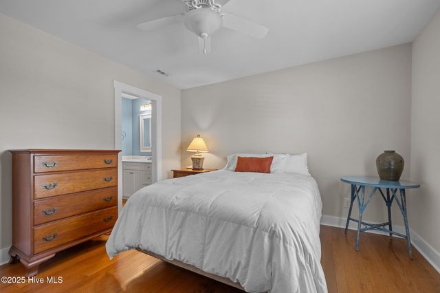 1315 Barnacle Lane, Morehead City, NC 28557