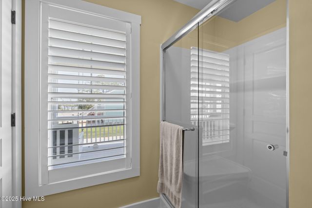 1315 Barnacle Lane, Morehead City, NC 28557