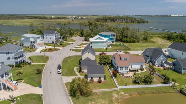 1315 Barnacle Lane, Morehead City, NC 28557