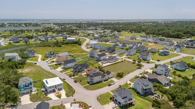 1315 Barnacle Lane, Morehead City, NC 28557