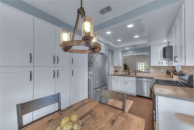 436 Roosevelt, Corona, CA 92879
