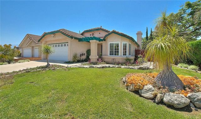 436 Roosevelt, Corona, CA 92879