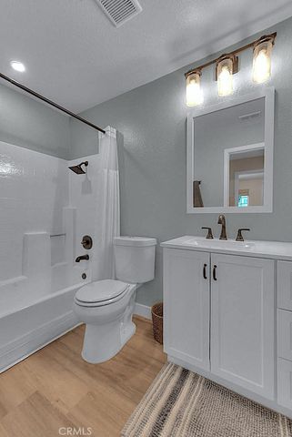 436 Roosevelt, Corona, CA 92879
