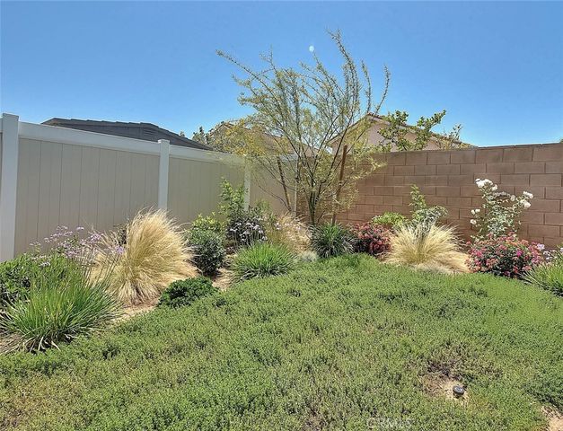 436 Roosevelt, Corona, CA 92879
