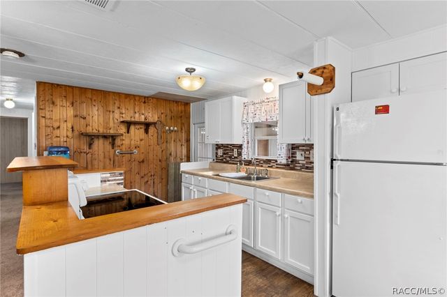 7639 E Gospel Island Road, Inverness, FL 34450