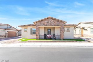 783 Charming Holly Street, Henderson, NV 89011