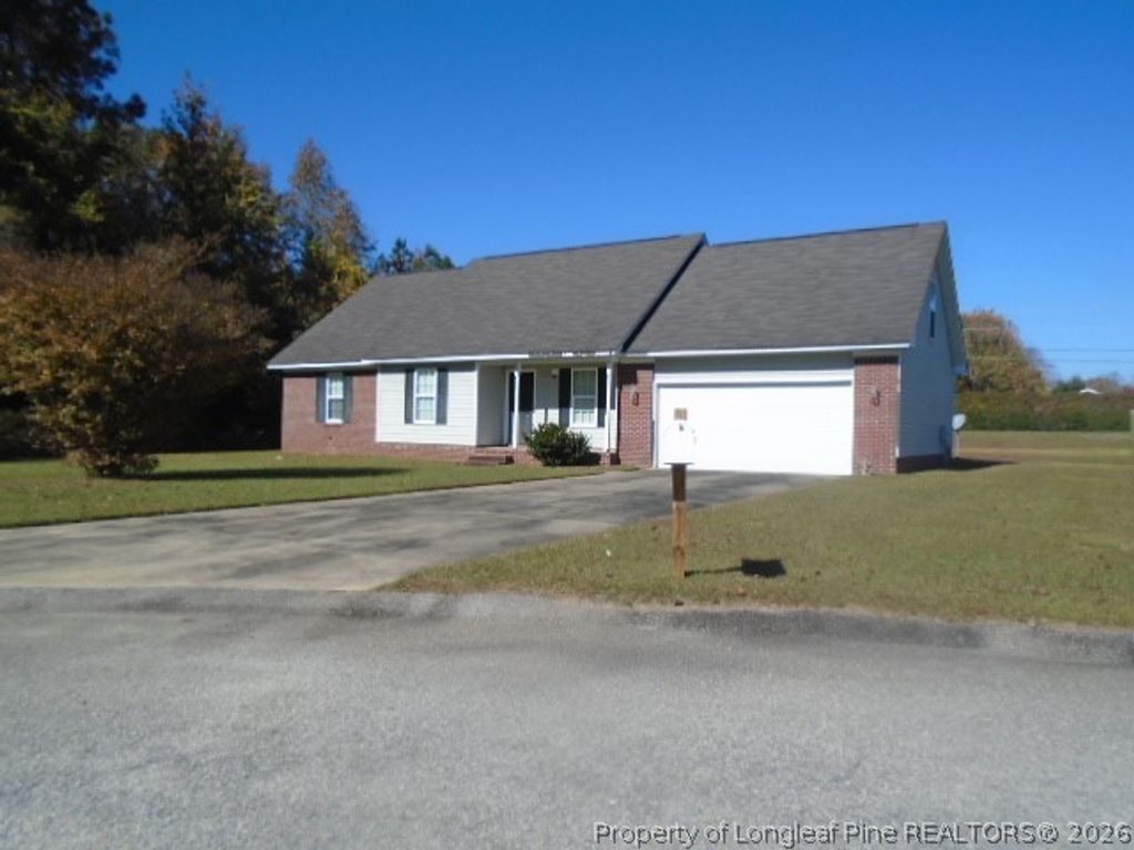 240 Appalachian Drive, Raeford, NC 28376
