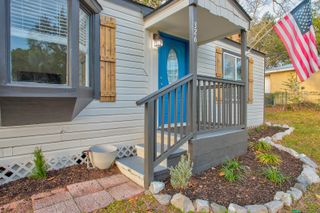 326 Washington Avenue, Valparaiso, FL 32580