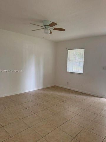 2628 Fletcher Ct, Hollywood, FL 33020